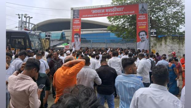 IMAGE: Huge crowd outside the Worli Dome. Photograph: Prasanna Zore/Rediff.com