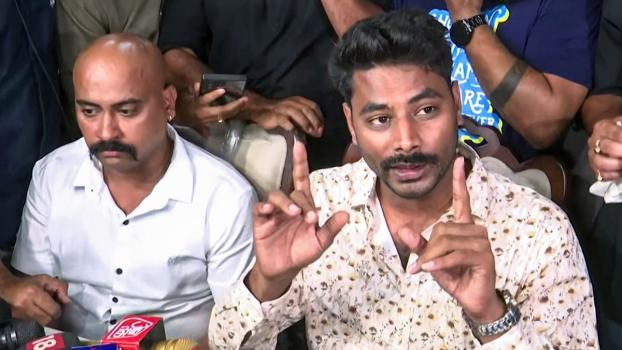 Govind (right) the brother of Sonam had met Raja's family to seek forgiveness