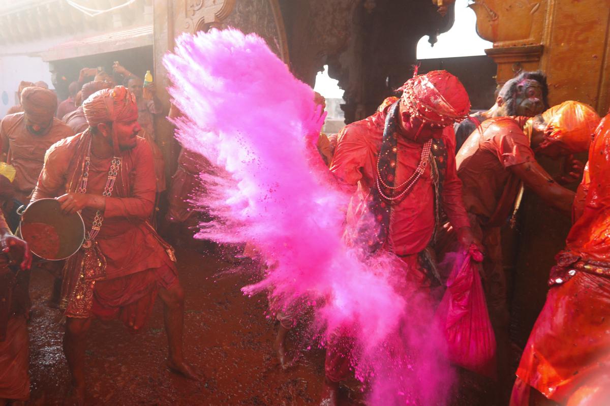 Lathmar Holi, Nandgaon, Mathura