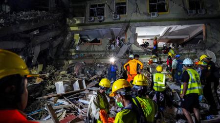 Earthquake rescue in Myanmar