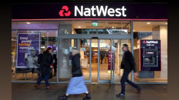 Reuters/Isabel Infantes/File photo