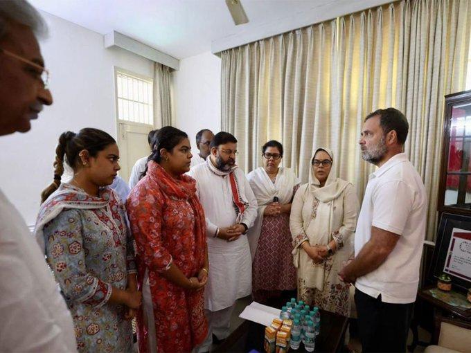 Rahul Gandhi meets the family members of Y Puran Kumar