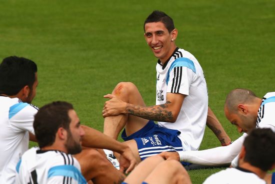 Angel di Maria trains with his Argentina teammates