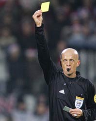 Collina quits over business conflict -