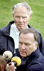 Michels (L) and Dick Advocaat