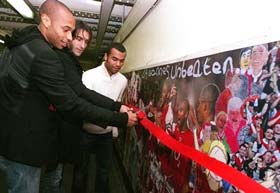 Henry (left), Pires (centre) and Ashley Cole