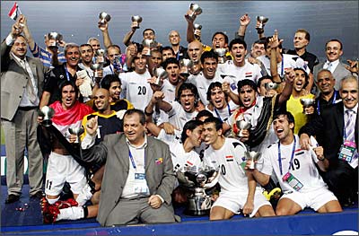 The victorious Iraqi team