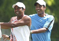 Paes and Bhupathi train in Delhi on Wednesday
