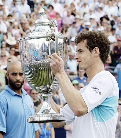 Andy Murray with the Stella Artois trophy