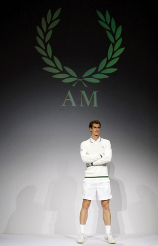 Andy Murray in his attire meant for Wimbledon 2009
