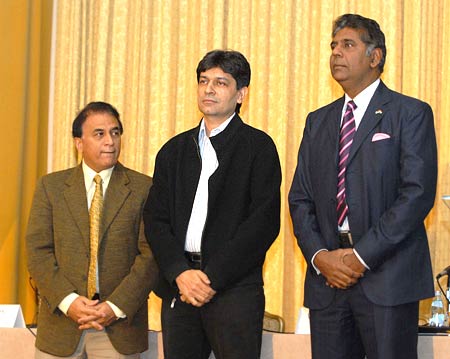 Sunil Gavaskar, Geet Sethi and Vijay Amritraj