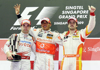 Timo Glock, Lewis Hamilton and Fernando Alonso