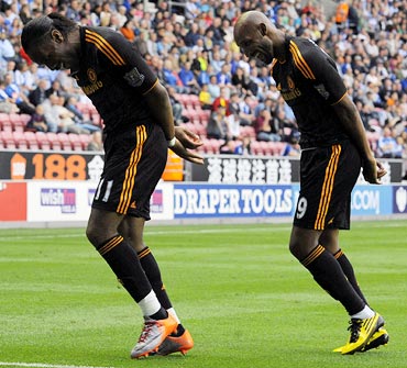 Chelsea's Nicolas Anelka (right) celebrates scoring a goal with team mate Didier Drogba