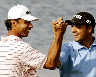 Arjun Atwal (right) with Jeev Milkha Singh