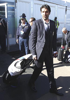 Italian goalkeeper Gigi Buffon arrives in Johannesburg for the football world cup