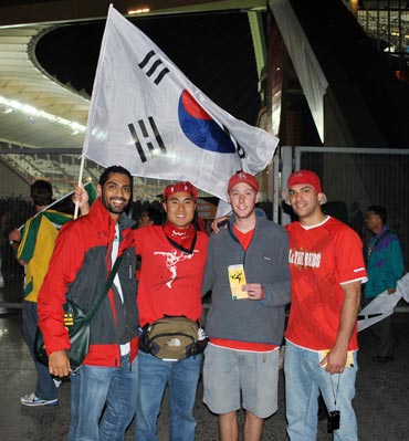 Siddhanta (left) with South Koreans fans