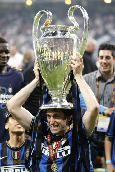Diego Milito with the Champions League trophy
