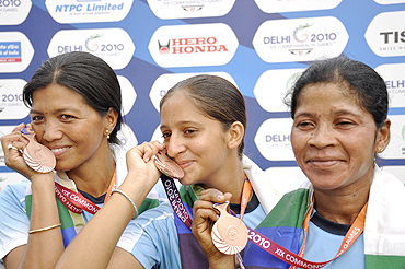 Members of the compound archery team, Bheigyabati Chanu, Jhano Hansdah and Gagandeep Kaur, with their Bronze medal