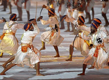 Artistes perform during the Commonwealth Games closing ceremony