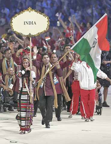 Abhinav Bindra with the Indian flag