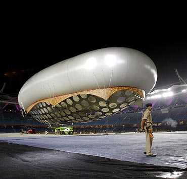 The giant aerostat inside the Jawaharlal Nehru stadium