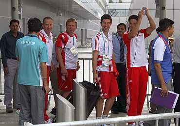England Team arrives at IG airport