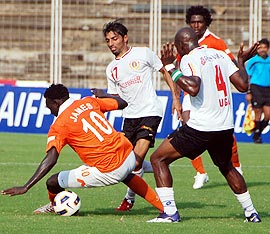 Sporting Clube de Goa players in action with East Bengal players