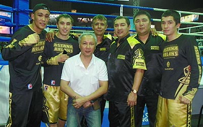 Serik Kassymov (in white) with Astana Arlans' boxers
