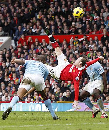 Wayne Rooney scores wonder goal on Saturday