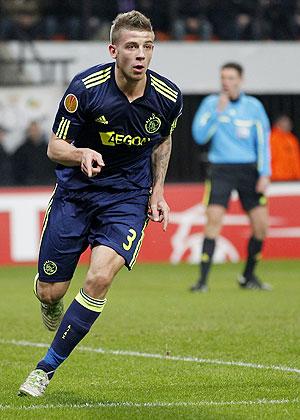 Ajax Amsterdam's Toby Alderweireld celebrates after scoring against Anderlecht during their Europa League match at the Constant Vanden Stock stadium in Brussels on Thursday