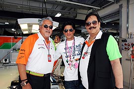 Vijay Mallya (left), Shahrukh Khan and Subrata Roy (right)