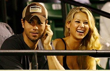 Anna Kournikova with boyfriend Enrique Iglesias