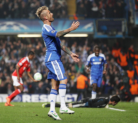 Raul Meireles of Chelsea celebrates his goal against Benfica on Wednesday