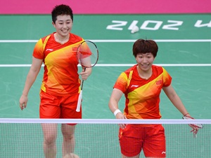 Yang Yu (L) and Xiaoli Wang