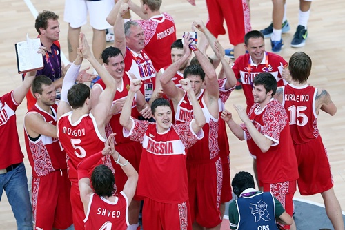 Russian players and coaching staff celebrate