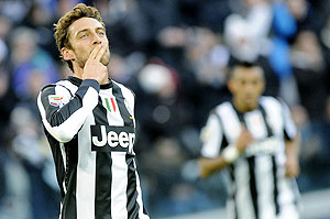 Juventus's Claudio Marchisio celebrates after scoring against Atalanta during their Serie A match on Sunday