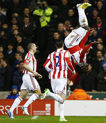 Stoke City's Kenwyne Jones (right) celebrates after scoring