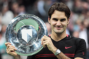 Roger Federer with Rotterdam title