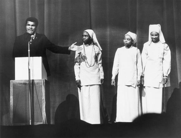 Muhammad Ali addressing a Nation of Islam meeting in London in December 1974
