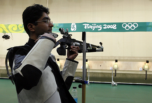 Abhinav Bindra of India looks up during the men's 10m air rifle final shooting competition at the Beijing 2008 Olympic Games