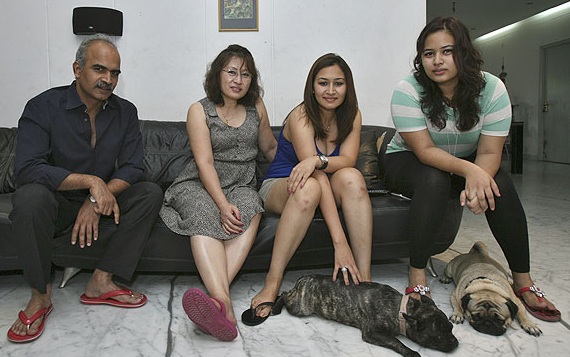 Jwala Gutta (centre) with her sister Insi (right), mother Yelan (2nd from left) and father Kranti at their residence