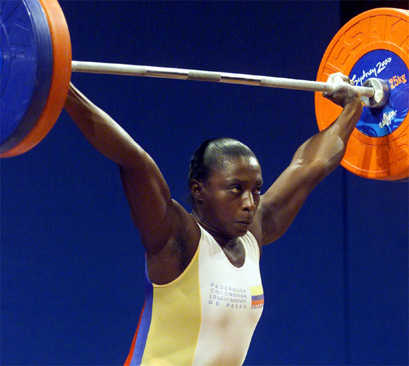 Maria Isabel Urrutia lifts 110kg in the snatch during women's 75kg weightlifting at the Olympic Games in Sydney
