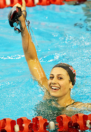 Stephanie Rice of Australia celebrates after winning the womens 400 metre individual medley final in Adelaide on Friday
