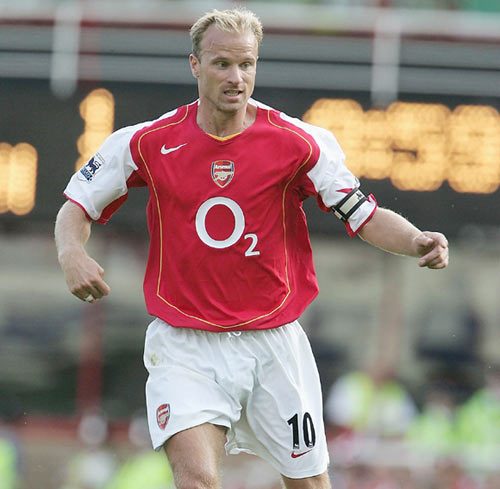 Dennis Bergkamp of Arsenal during the Barclays Premiership match between Arsenal and Middlesbrough at Highbury on August 22, 2004 in London