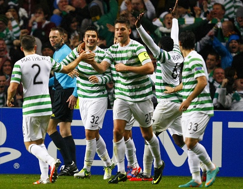 Celtic's Tony Watt (third left) celebrates scoring a goal with his teammates