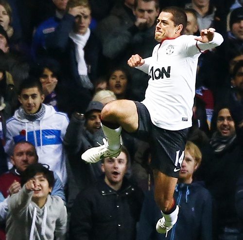 Manchester United's Javier Hernandez celebrates