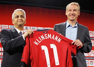 Juergen Klinsmann (right) with Sunil Gulati