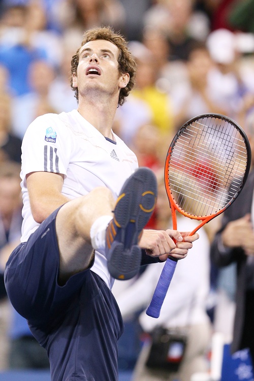 Andy Murray of Great Britain celebrates
