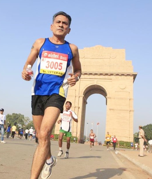 Bhasker Desai running in New Delhi