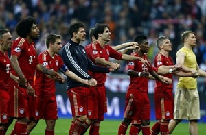 Bayern Munich players celebrate victory